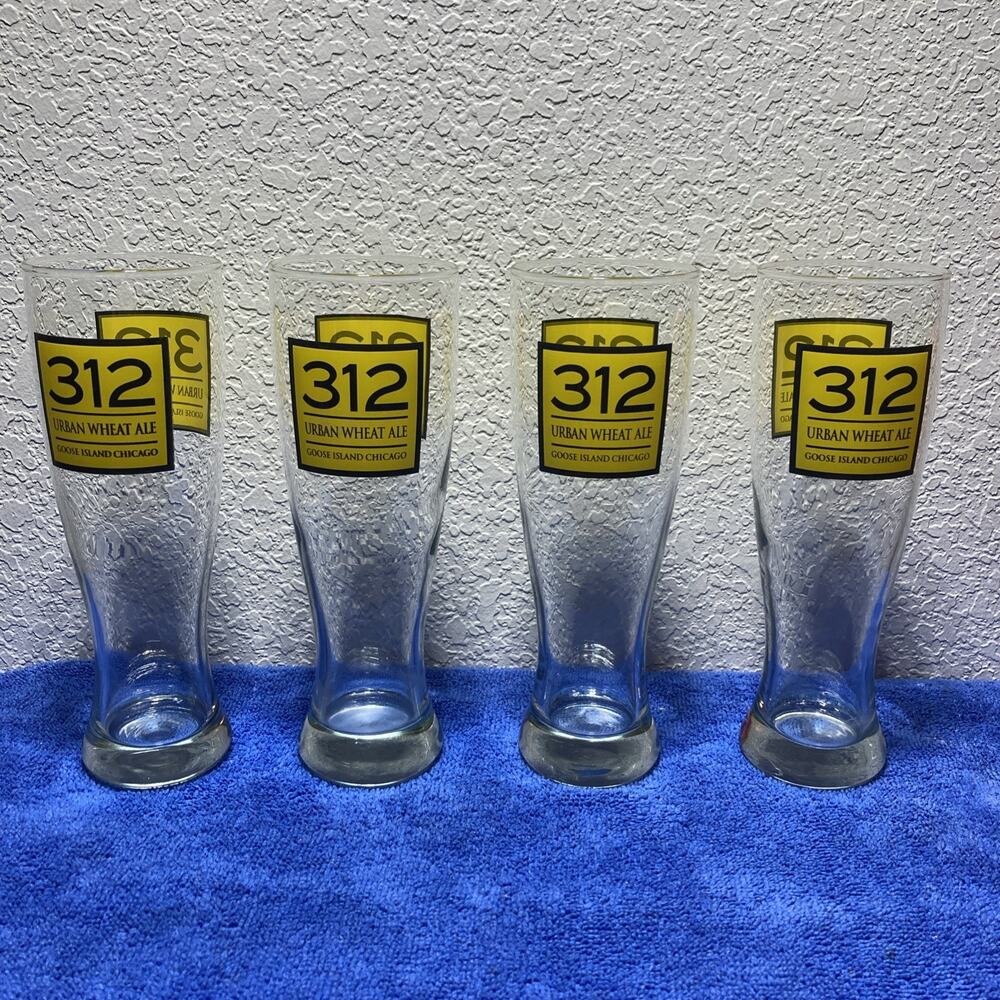 312 Urban Wheat Ale Goose Island Chicago 8.5" Tall Beer Glasses Pub Bar Man Cave